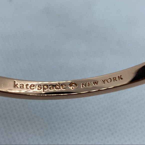 Kate Spade rose gold bow bracelet - Picture 3 of 5